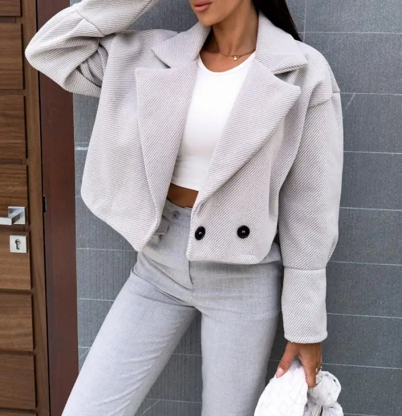 Chloé | Blazer court en laine à boutons pour femme 